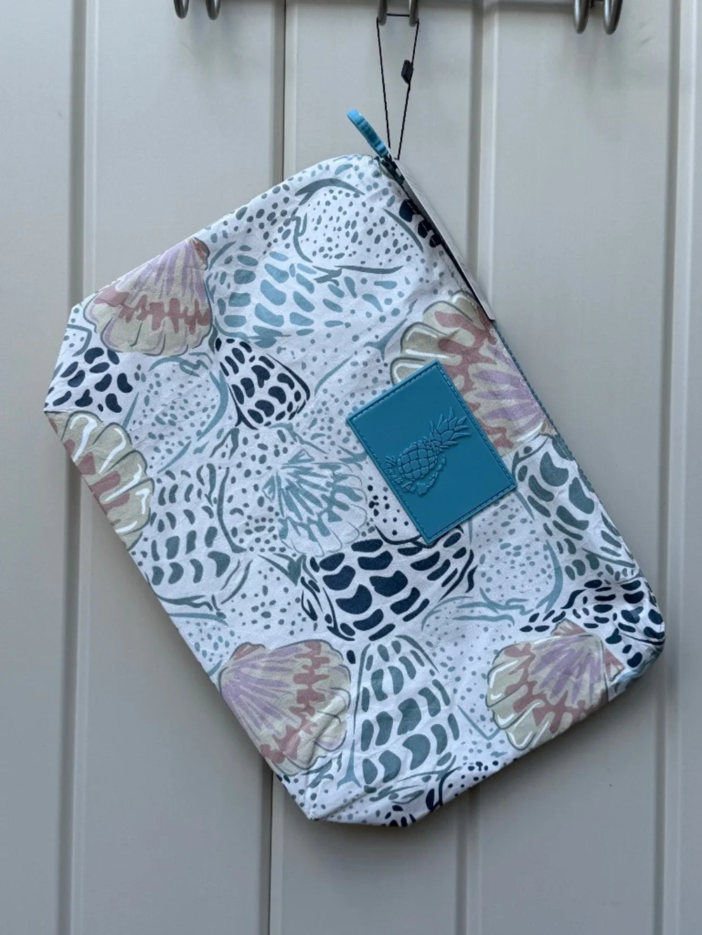 NWT Hawaii Loa Abstract Seashell Water Resistant Tyvek Beach or Cosmetic Pouch